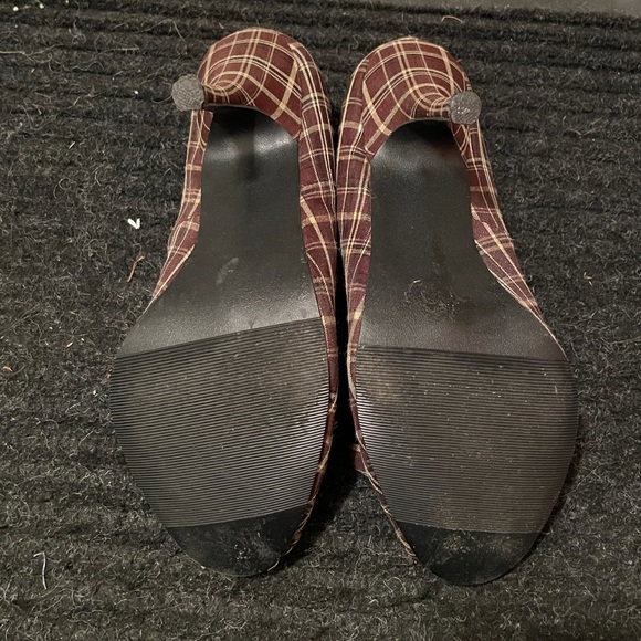 Brown Plaid Peep-Toe Pumps - Picture 4 of 5